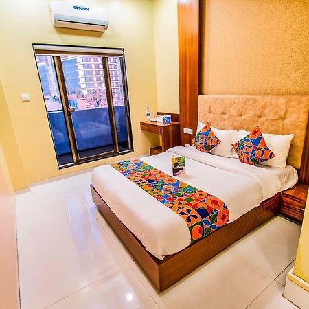 Seven Hills Hotell Mumbai Exteriör bild