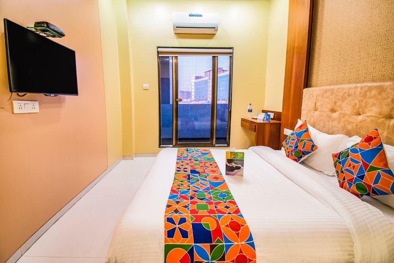 Seven Hills Hotell Mumbai Exteriör bild